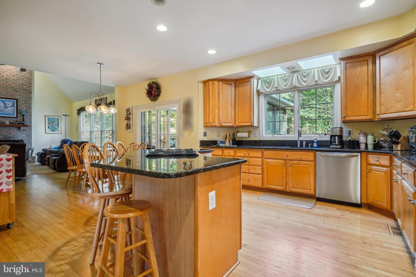 604 HIDDEN POND LN,SEVERNA PARK,MD,21146,ANNE ARUNDEL - MDAA2102726