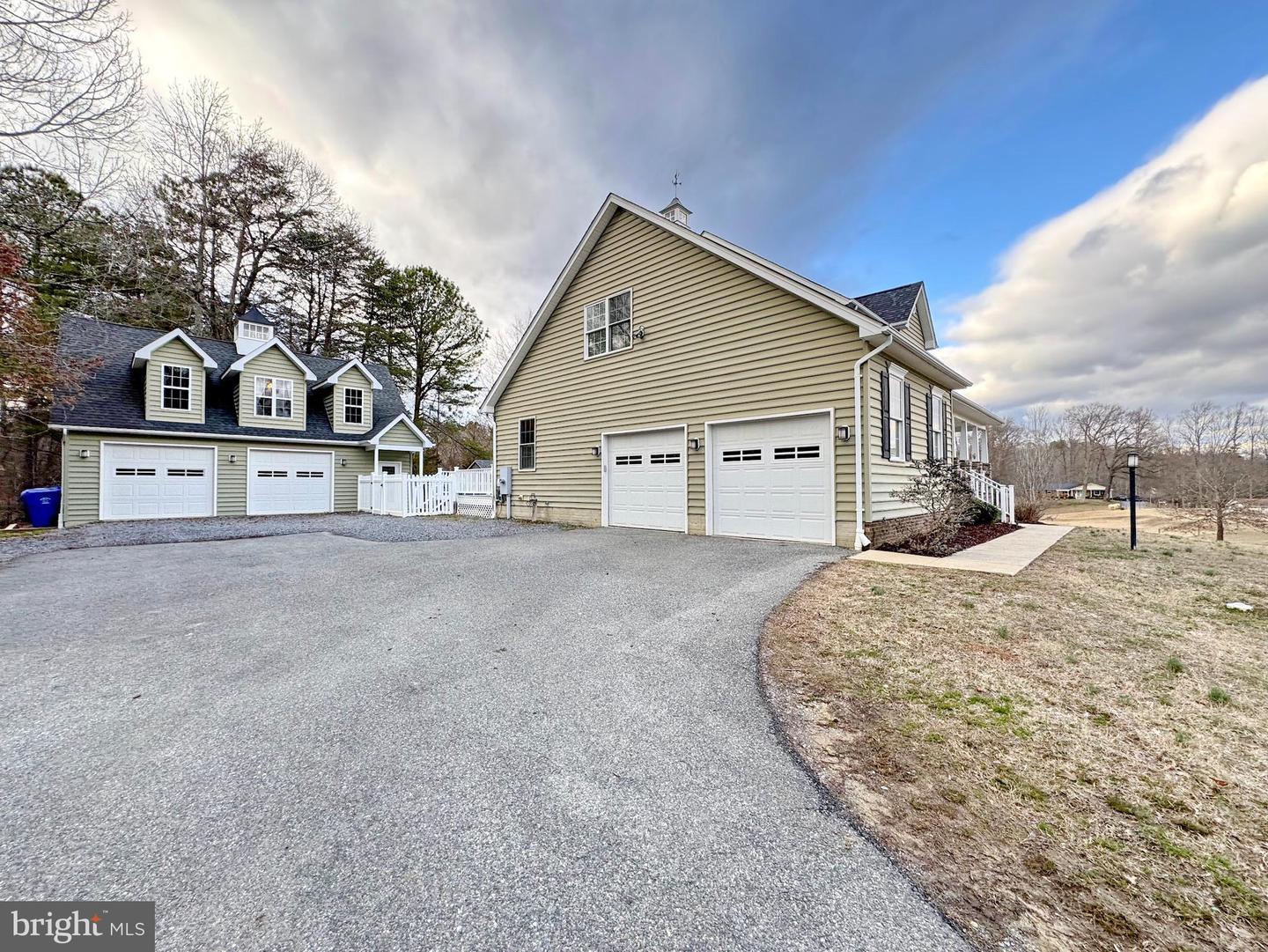 6935 WELCHS ACRES PL,HUGHESVILLE,MD,20637,CHARLES - MDCH2040114